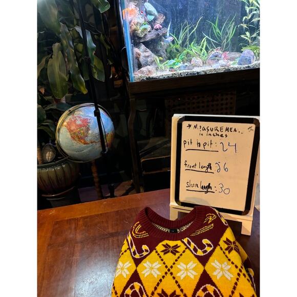 Cleveland Cavs Cavaliers sweater ugly Christmas sweater NBA red and yellow sz L - Picture 7 of 7